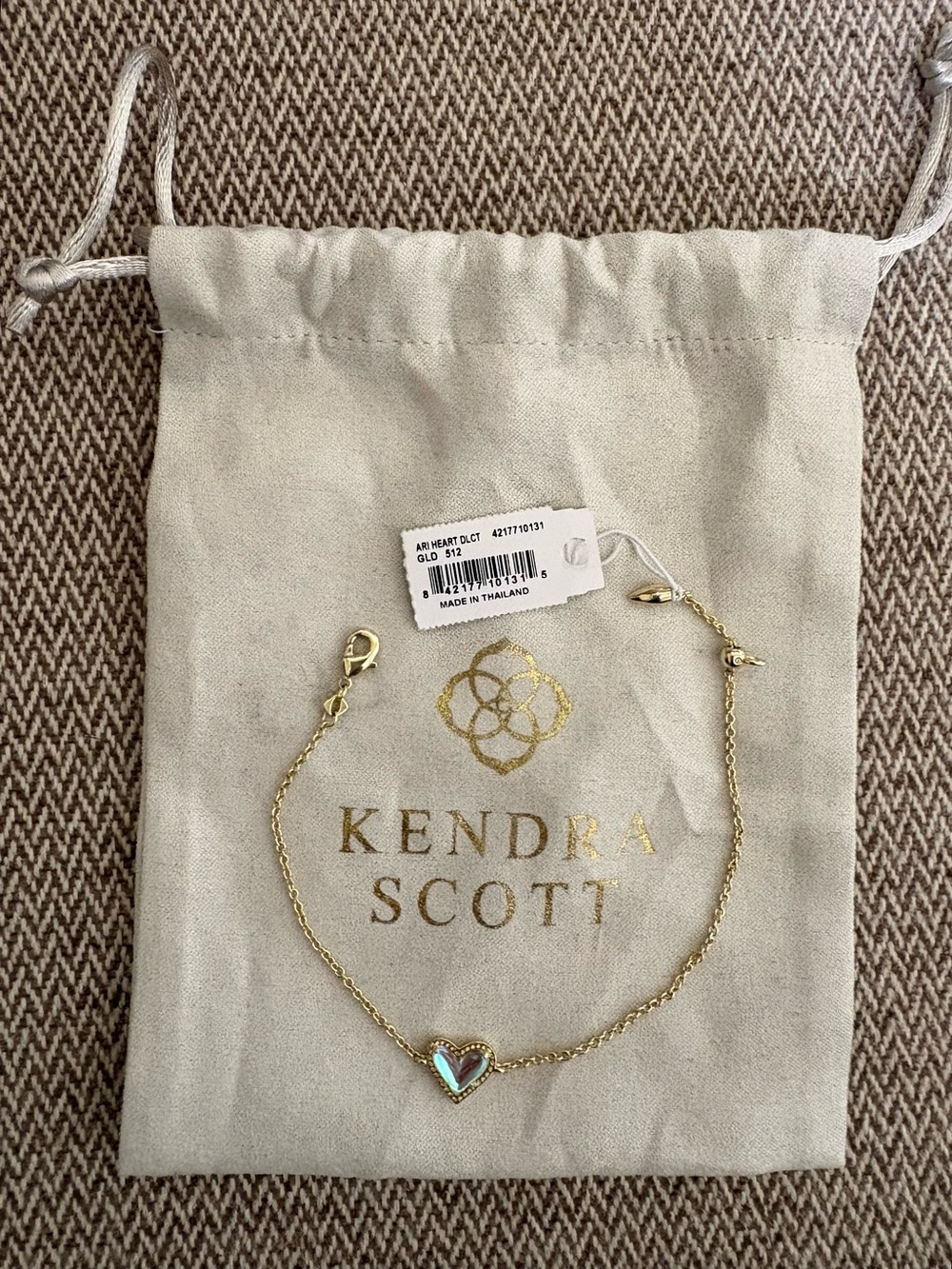 Kendra Scott Ari Heart Gold Chain Bracelet Light Blue Dichroic Glass
